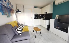 Studio Ciel d'Azur - Fréjus Plage - Tout à pied - Clim - WIFI - Parking - Etage élevé - Vue mer